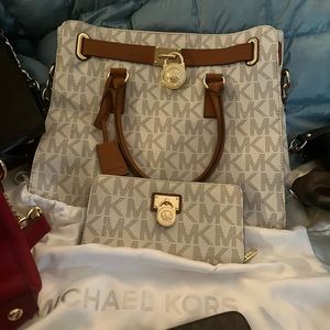 AUTHENTIC All for sale !! Taking offers, message me with questions sold sep